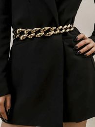 Chaîne de taille Beltes Couleur en or vintage chaîne de taille pour femmes Long Chian CCB Nouvelle ceinture de bijoux de mode de métal