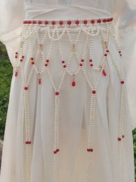 Chaîne de taille Beltes large couche Crystal Perle Perle Chaîne de taille pour femmes Vêtements chinois traditionnels avec accessoires Long Perle Pichel Belly Chain Q240523