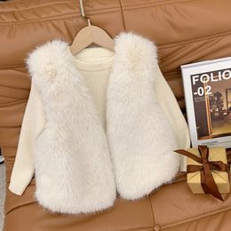 Gilet 1-8Y enfants vêtements filles fausse fourrure gilets automne hiver fourrure de lapin Beige manteau pour bébés mode solide jeunes vêtements pour enfants 231205