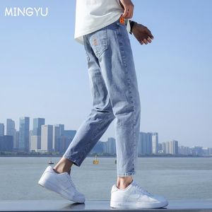 Vesten 2023 Nieuwe Mannen Stretch Enkellange Jeans Lichtblauw Mode Casual Katoen Slim Fit Denim Broek Koreaanse Broek mannelijke Merk Doek
