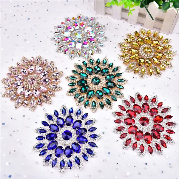 Chalecos Coser en apliques de diamantes de imitación Cadena de cristal Motivo de flores Parches de diamantes hechos a mano Ropa de bricolaje Bolsa de zapatos Vestido de novia de alta gama