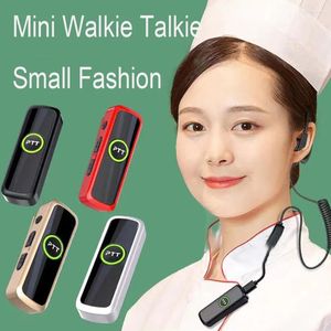 Walkie Talkie 2PCS / Set Small Compact Wireless Mini Oree Hook Interphone Radio Lavalier bidirectionnel