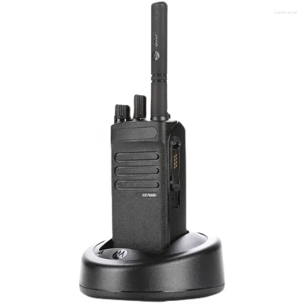 Radios bidirectionnelles analogiques numériques de Motorola de talkie-walkie IP67 DP2400E 50Km avec 16 canaux XiR P6600I