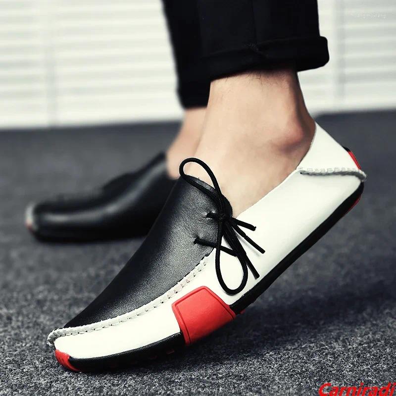 Promenadskor brittisk stil äkta läder casual loafers män mode glid på mjuk körning mockasins manlig icke-halk italiensk lägenheter sko