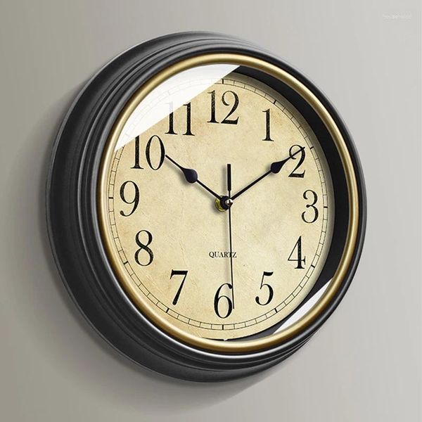 Horloges murales 12 pouces métal nordique nordique Vintage Horloge muteuse MUTE MODERNE DÉCINIR DÉCORAGE DE MAISON POUR LA CHAMBRE SOI