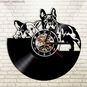 Horloges murales 1 pièce chien couple Vintage LP Record horloge murale Pet chiot décor à la maison animaux CD rétro montre horloges cadeau pour amoureux des chiens Z230705