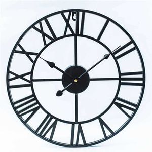 Wandklokken 40/47/60/80cm 3D Vintage Clock Iron Art Hollow Roman Digital Large For Living Room Slaapkamer Huisdecoratie Q240509