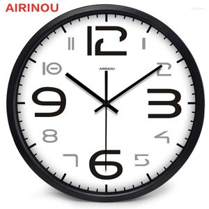 Relojes de pared Airinou Reloj de estilo de número de Arabia negro y gris hecho por vidrio de metal Movimiento silencioso Cafetería