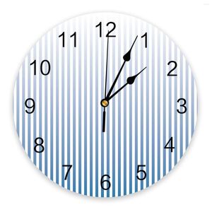 Wandklokken Blue en Wit gradiënt Pinstripe Clock Modern Design Living Room Decoratie Mute Watch Home Interieur Decor