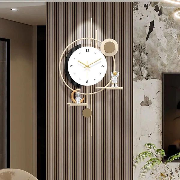 Horloges murales Style chinois dessin animé Simple Xenomorph esthétique moderne Horloge en bois Horloge numérique ornements décor à la maison