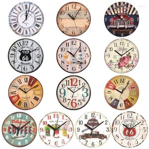 Horloges murales Couleur horloge silencieuse non ticins 9 pouces opérés ronds