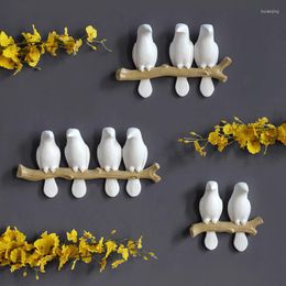 Wandklokken Creatieve 3D Birds Keys Hooks Brief Europe Decoratie Huisinrichting Resin Animal Figurine Leuke vogel ornamenten