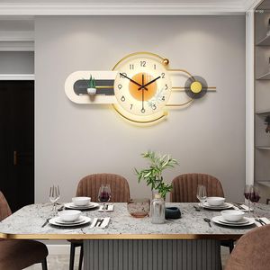 Horloges murales rétro-éclairage créatif horloge salon 2023 Simple atmosphère maison Art décoratif