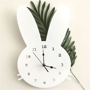 Relojes de pared Lindo Conejo de madera en forma de reloj de pared Decoración de la habitación de los niños Género Neutral Reloj de pared Vivero Baby Shower Regalo Decoración del hogar 220909