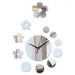 Wandklokken Diy Spiegel Acryl Materiaal Sticker Horloges Voor Woonkamer Bloem Decor Speciaal Kwarts