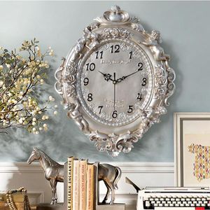 Wandklokken Europees Home Decoratieve Quartz Clock Rustige El Woonkamer Ornamenten Restaurant Horloges Hars Ambachten Decor Accessoires