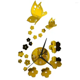 Horloges murales Horloge acrylique exquise Effet visuel 3D Suspendu 4 chiffres Affichage de l'heure Économie d'énergie