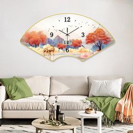 Horloges murales en forme d'éventail horloge Simple lumière luxe décor calendrier perpétuel peinture décorative créative maison salon mode