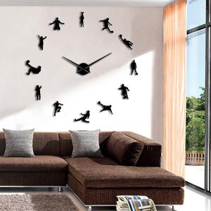Relojes de pared jugadores de fútbol juego de fútbol contemporáneo bricolaje gran reloj reloj para niños fanáticos salón de la sala de estar decoración del niño regalo