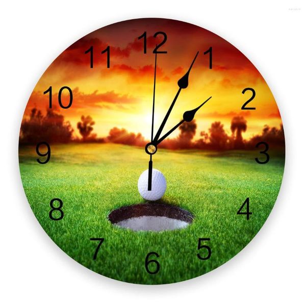 Horloges murales Golf Sport Course Herbe Verte Horloge Ronde Acrylique Suspendre Silencieux Temps Maison Intérieur Chambre Salon Bureau Décor