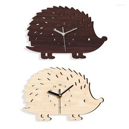 Wandklokken Hedgehog Wood Clock Creative Animal Children Holiday Gift Supplies for Home Office Dormitory Decoration Verjaardag