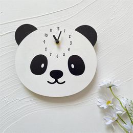 Wanduhren INS Nordic Cute Panda Holzuhr Nicht tickende Cartoon Holz Mute Stille Kinderzimmer Dekorationen Ornamente PO Requisiten