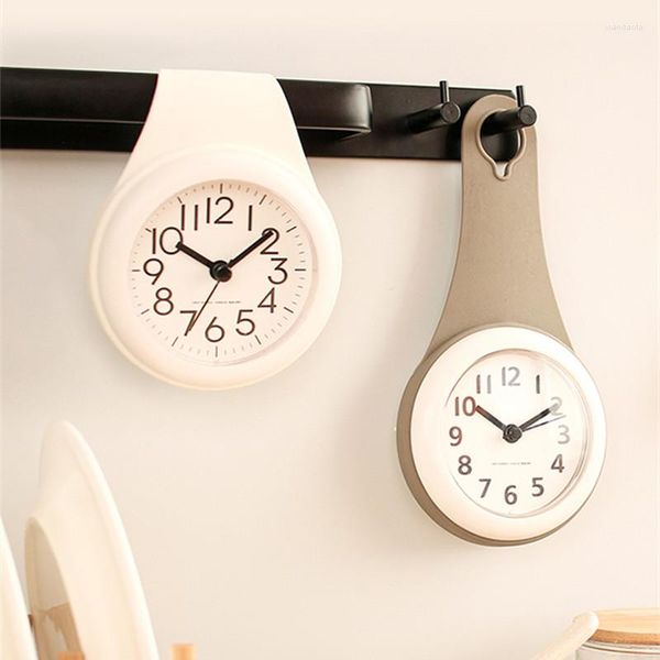 Relojes de pared Cocina Reloj impermeable Baño Creativo Silencioso No es necesario perforar el refrigerador del hogar Pequeño colgante