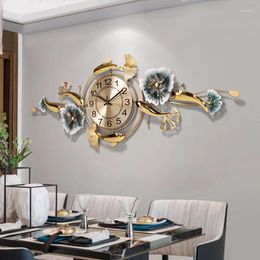 Horloges murales grande horloge salon silencieux montres créatives nordiques pour couloir de luxe en métal décoration de la maison