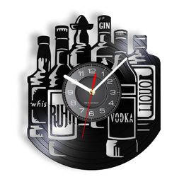 Wandklokken Likeur decoratieve klok whisky wodka gin winebottle silhouette horloge met led achterlicht stil hangende decor voor bar