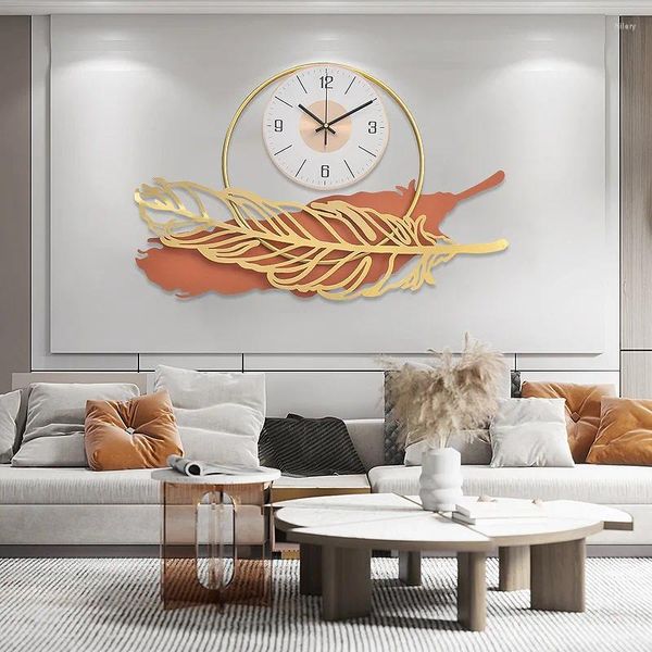 Clocks muraux Salon Home Fashion Light Luxury Restaurant Décoration horloge Iron Art Creative Modern Design