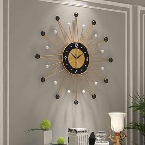Horloges murales de luxe grande horloge design moderne nordique minimaliste silencieux grand méditerranéen Klok décor à la maison salon décoration