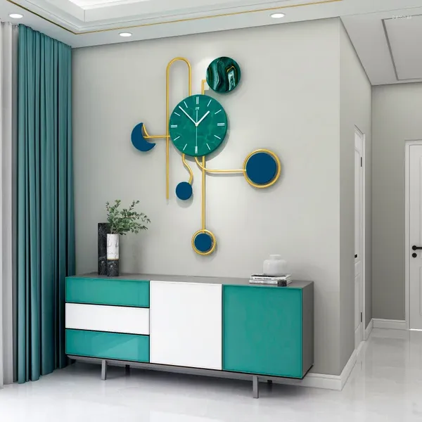 Relojes de pared Reloj de lujo Diseño moderno Decoración del hogar Decoración creativa para la sala de estar Arte Colgante Reloj digital Relo De Parede