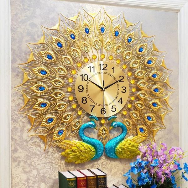 Horloges murales Luxury Digital Living Room Peacock Corloge moderne Design moderne simple Quartz Metal Metal Wanduhr Décoration AH50WC