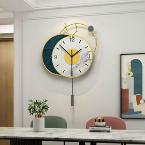 Horloges murales Pendule de luxe Horloge Grand Art Métal Personnalité Salon Silencieux Reloj Pared Montres Décor À La Maison 60wcs