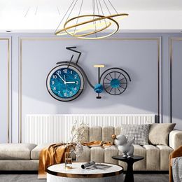 Horloges murales Meisd autocollants montre suspendue sur l'art vélo design horloge silencieux chambre décor à la maison bleu horloge de vélo