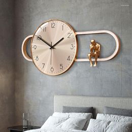 Wandklokken metalen klok modern ontwerp met beeldhouwkunst creatief mode single -sided hangende horloge rustig kwarts huisdecor