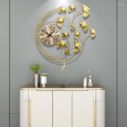 Relojes de Pared de Metal para sala de estar, Reloj de estilo chino, Color dorado, minimalista, batería Digital grande, Reloj de pared, decoración AH50WC