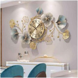 Horloges murales Horloge numérique murale en métal Horloges 3D Home Decore Nouveau Ginkgo Biloba chinois Design moderne Décoration de salon 210401 Drop Dh6Bv