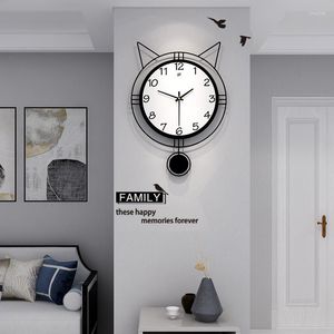 Horloges murales Design moderne Horloge ronde Vintage en bois salle créative pendule blanche Horloge Murale décoration de la maison