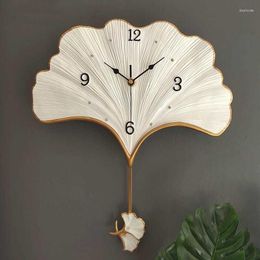 Wandklokken Moderne mode ginkgo blad swing hars klok huis achtergrond stomme kwarts sticker kantoor café hangende ambachten