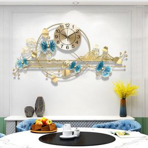 Horloges murales nordique créative papillon forme horloge en métal grande montre à Quartz maison salon étude silencieux décoratif pendentif