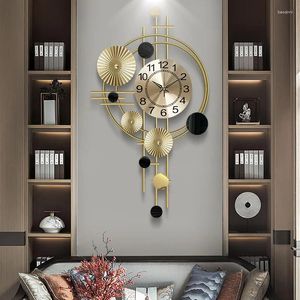 Horloges murales nordique grande horloge design moderne bref salon décoration or suspendu montre de luxe salle à manger décor à la maison