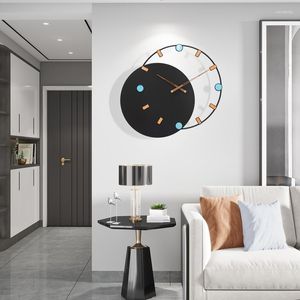 Horloges murales nordique grande horloge moderne décor à la maison montres personnalité Art Quartz lumière luxe métal Simple créatif silencieux