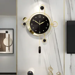 Horloges murales Horloge géante de luxe nordique Design en métal Silencieux Or Art rond pour salon El Lobby Montre suspendue