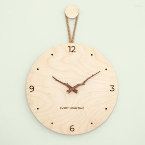 Relojes de pared Reloj de cuerda de madera minimalista nórdico, reloj colgante creativo, cuarzo silencioso, decoración para el hogar, sala de estar y oficina