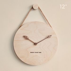 Horloges murales nordique Simple horloge en bois moderne décoration de la maison cuisine bois suspendu non tic-tac créatif minimaliste