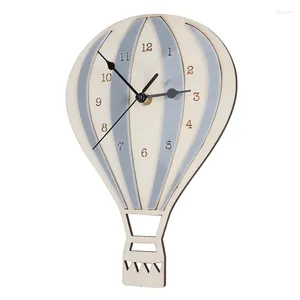 Wandklokken Noordse stijl Kinderen Cartoon Air Ballon Clock Mute Room Unieke geschenken Home Decoraties