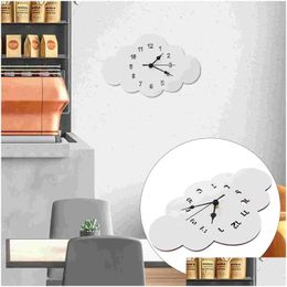 Horloges murales Horloge de style nordique Nuage en forme de dessin animé Chambre muette Décoration Drop Livraison Home Garden Decor Dhcc0