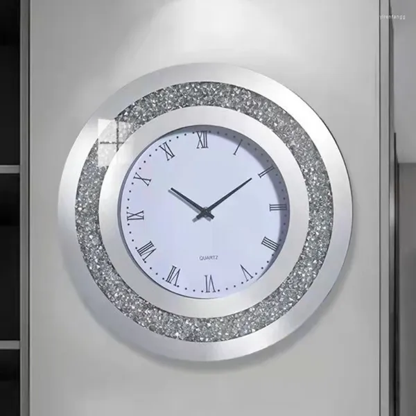 Clocks muraux Nordic Style Home Clock Room Creative Mute Quartz Mouvement Intérieur Décoration de luxe