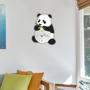 Horloges murales Panda Corloge grande calme Ornement de suspension à la suspension pour le salon.